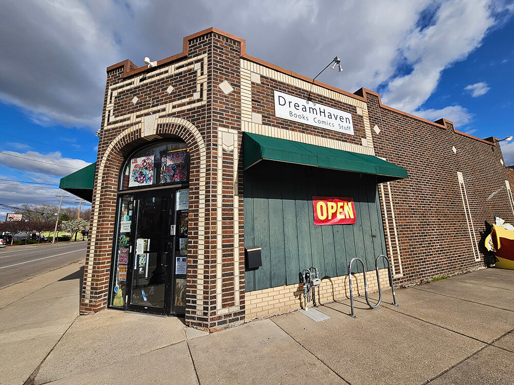 Exterior of DreamHaven Books & Comics in Minneapolis. Photo by Sehee Snead